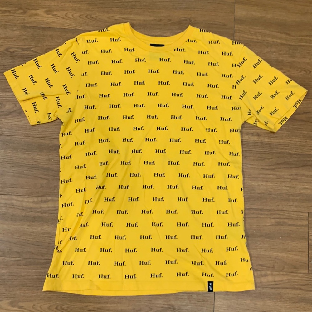 HUF T-SHIRT!